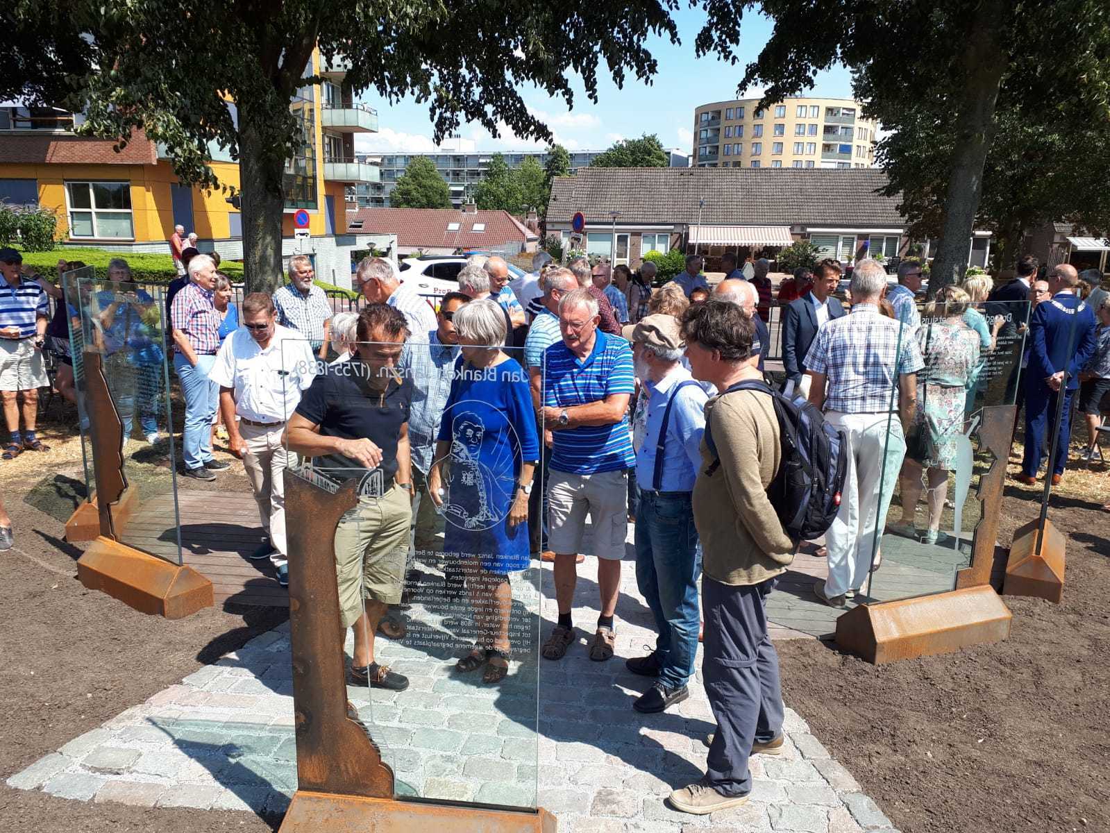 Foto van monument Vianen